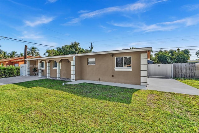 3 of 49 - 1434 Parterre Dr, West Palm Beach, FL