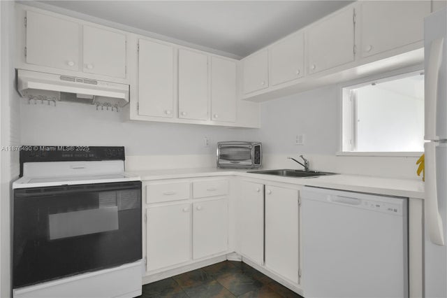 2 of 14 - 9001 Sw 77th Ave C704, Miami, FL