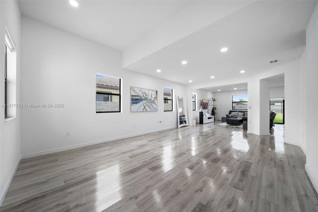 4 of 43 - 12833 Sw 229th Ter, Miami, FL