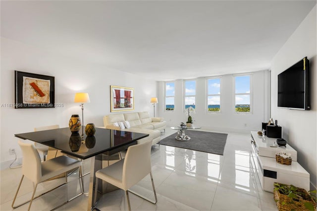 4 of 45 - 5401 Collins Ave 1231, Miami Beach, FL
