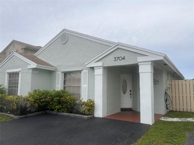 3 of 53 - 3704 Nw 107th Ter, Sunrise, FL