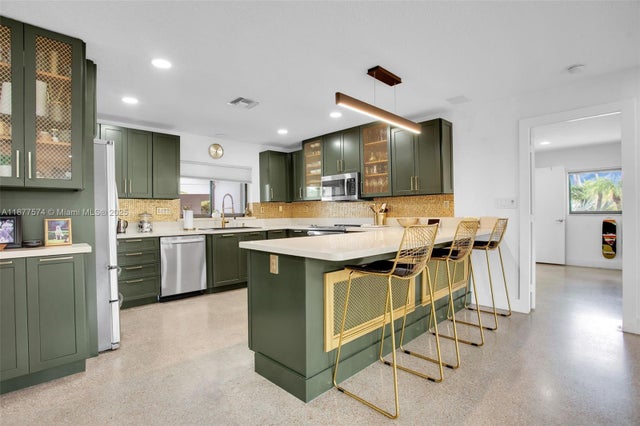 1 of 42 - 3008 Ne 1st Terrace, Wilton Manors, FL
