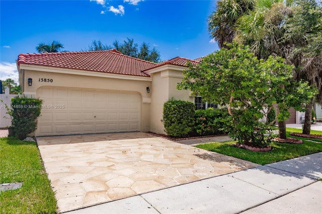 1 of 39 - 15850 Nw 11th St, Pembroke Pines, FL
