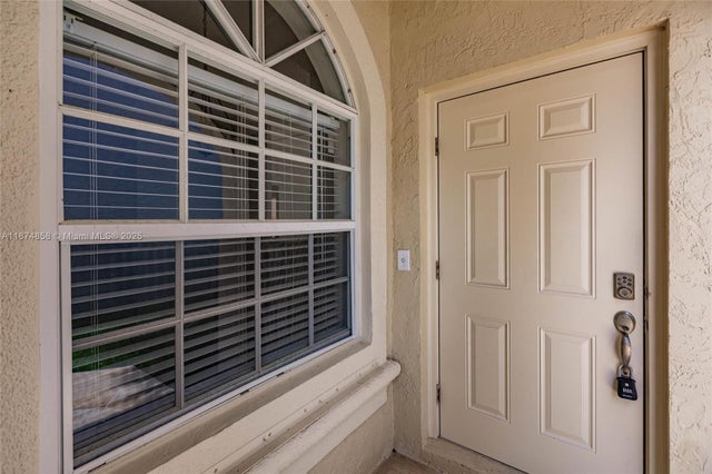 4 of 39 - 15850 Nw 11th St, Pembroke Pines, FL