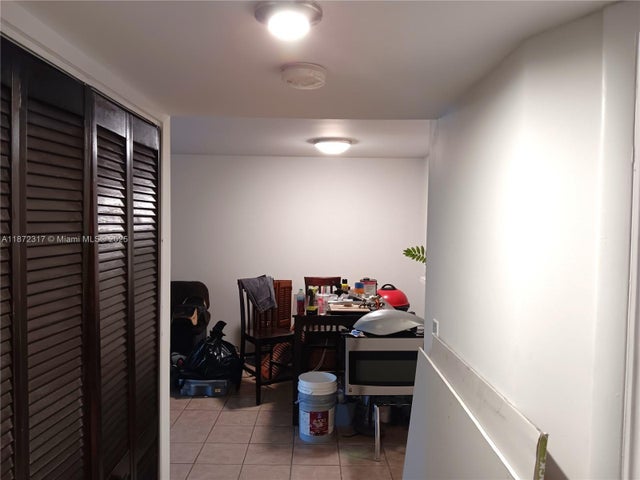 4 of 13 - 5121 W Oakland Park Blvd 109, Lauderdale Lakes, FL