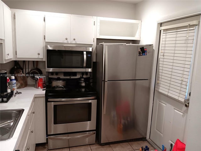 5 of 13 - 5121 W Oakland Park Blvd 109, Lauderdale Lakes, FL