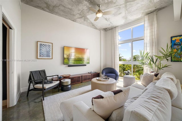 1 of 48 - 2001 Meridian Av 509, Miami Beach, FL