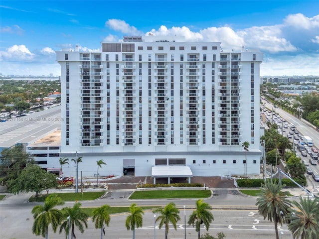 2 of 31 - 13499 Biscayne Blvd 403, North Miami, FL