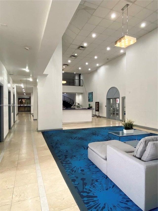 4 of 31 - 13499 Biscayne Blvd 403, North Miami, FL