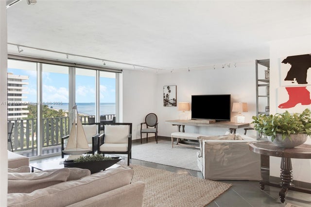 3 of 41 - 200 Ocean Lane Dr 703, Key Biscayne, FL