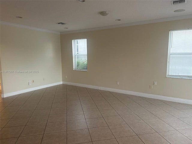 3 of 5 - 5042 Sw 164th Ave, Miramar, FL