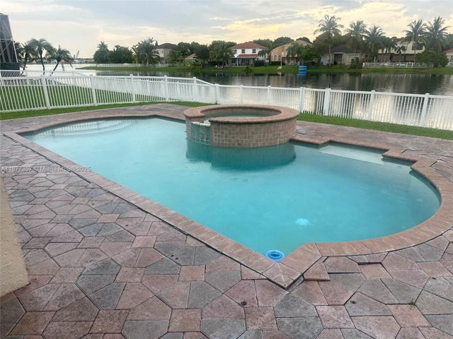 5 of 5 - 5042 Sw 164th Ave, Miramar, FL