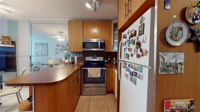 2 of 44 - 1936 S Ocean Dr 11d, Hallandale Beach, FL