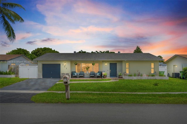 721 Nw 98th Ave, Pembroke Pines