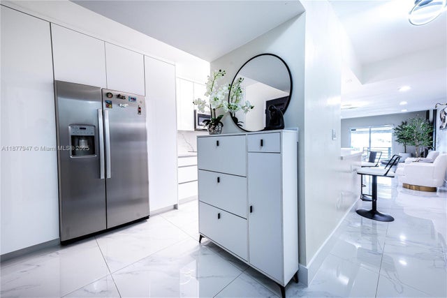 2 of 35 - 12566 Nw 11th Ln 1716, Miami, FL