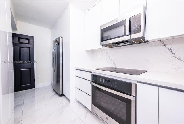 4 of 35 - 12566 Nw 11th Ln 1716, Miami, FL