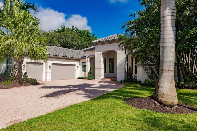 2 of 51 - 12641 N Stonebrook Cir, Davie, FL