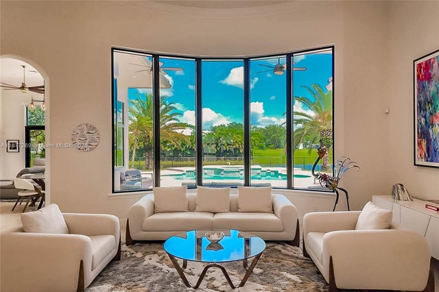 5 of 51 - 12641 N Stonebrook Cir, Davie, FL