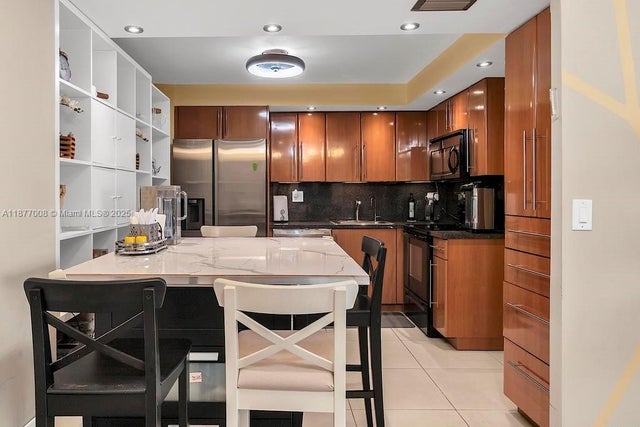 4 of 36 - 251 174th St 708, Sunny Isles Beach, FL