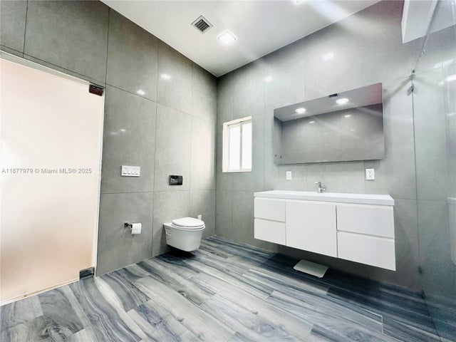 2 of 28 - 1455 Sw 155th Ct, Miami, FL