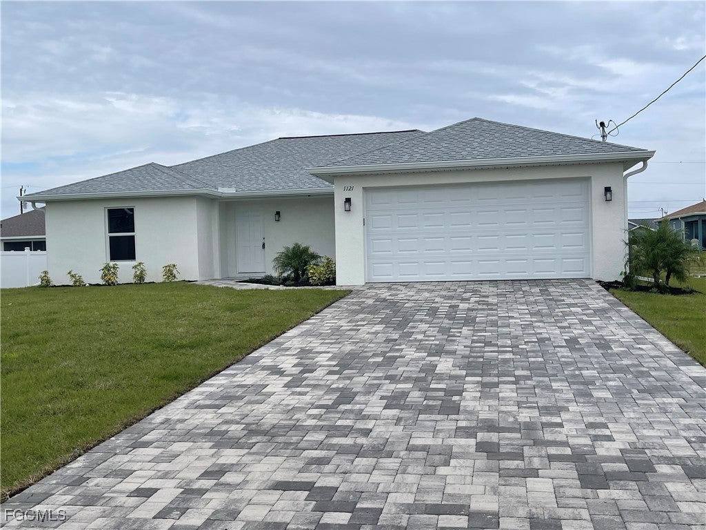 1121 Nw 13th Ter, CAPE CORAL