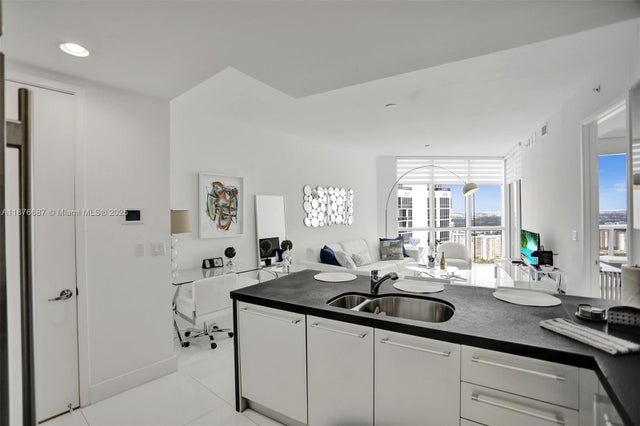 4 of 67 - 18201 Collins Ave 5508, Sunny Isles Beach, FL