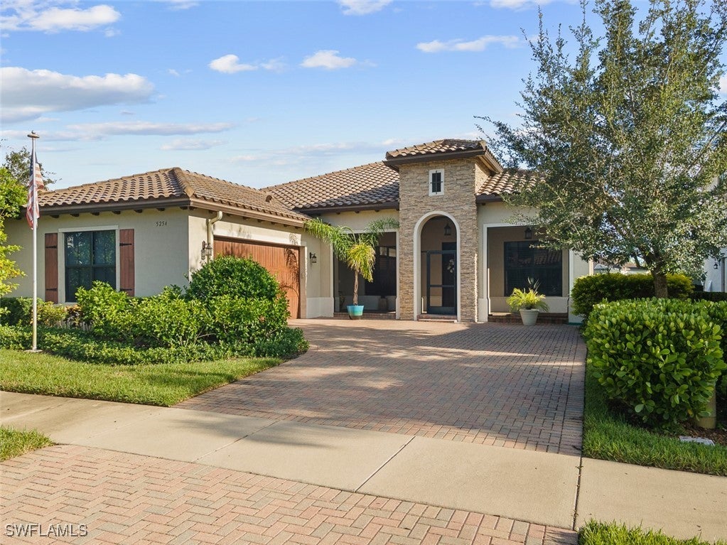 5254 Ferrari Ave, Ave Maria