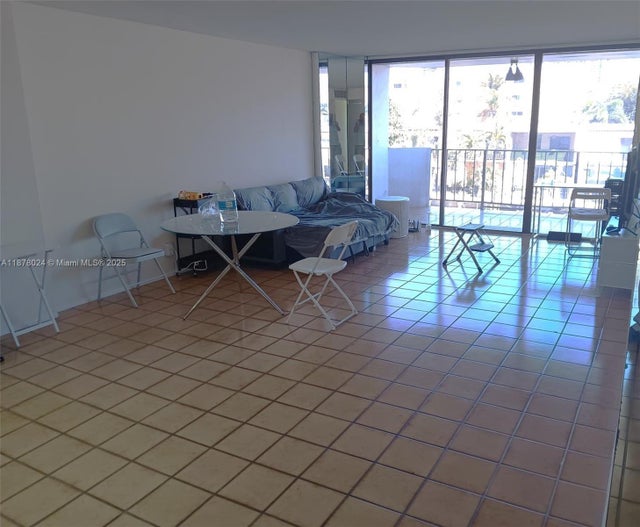3 of 20 - 3545 Ne 166th St 304, North Miami Beach, FL