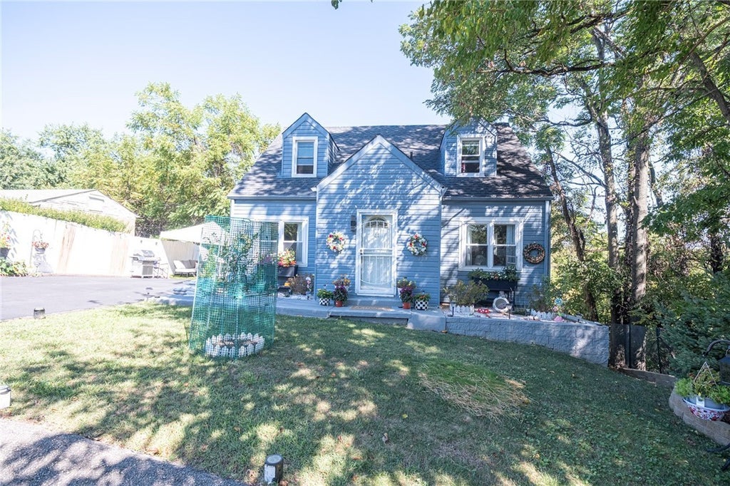 67 Ridge Road, Braddock Hills