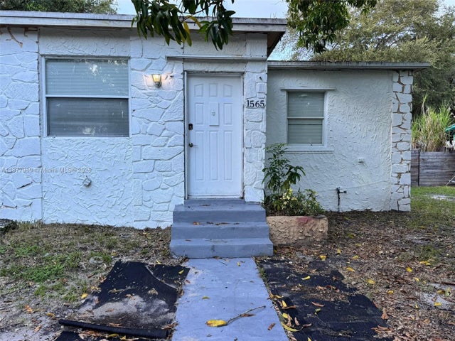 1 of 27 - 1565 Ne 141st St, North Miami, FL