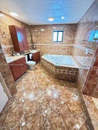 Photo of Listing #A11878062