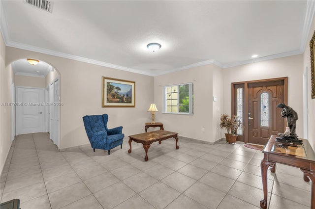 3 of 24 - 8934 Nw 164th St, Miami Lakes, FL