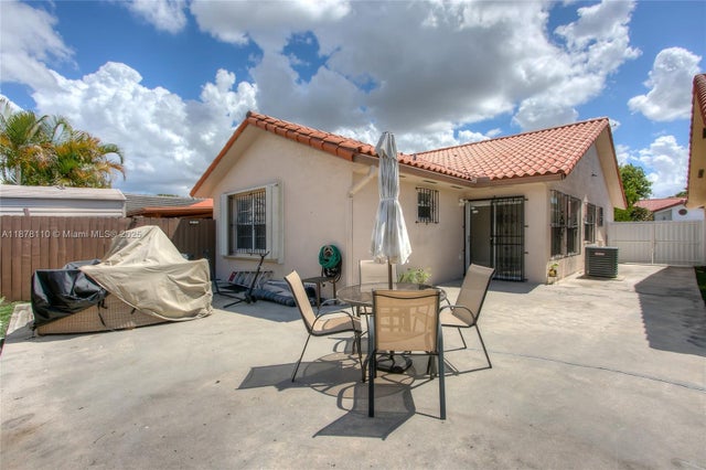 2 of 15 - 2525 W 73rd Pl, Hialeah, FL