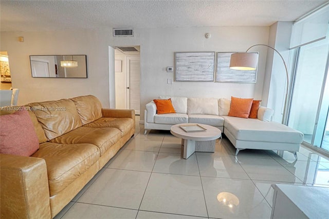2 of 11 - 4001 S Ocean Dr 11j, Hollywood, FL