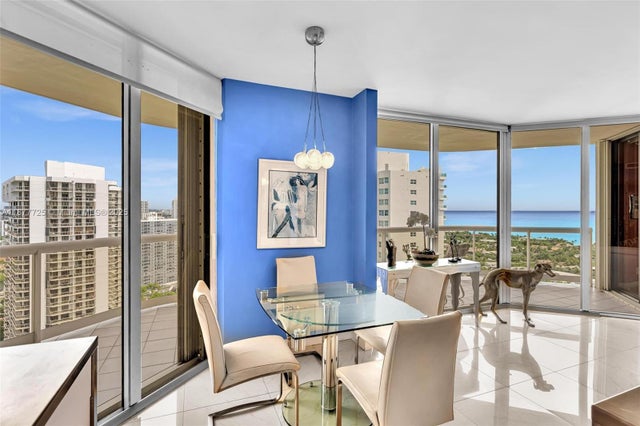 2 of 55 - 20191 E Country Club Dr 2602, Aventura, FL