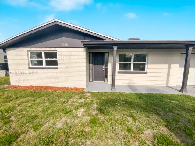 2 of 28 - 13635 Frances, Hudson, FL