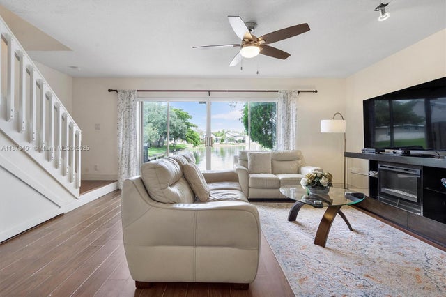 5 of 27 - 12175 Nw 36th Pl, Sunrise, FL