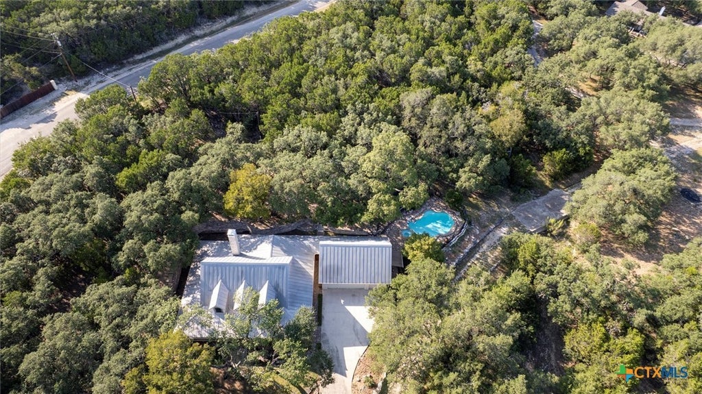 1241 Village Top, Canyon Lake