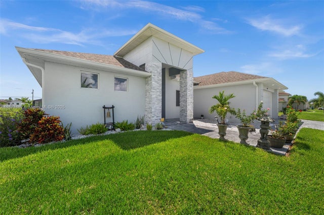 4 of 42 - 2623 Sw 21st Ave, Cape Coral, FL