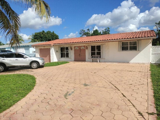 1 of 1 - 7637 Tropicana St, Miramar, FL