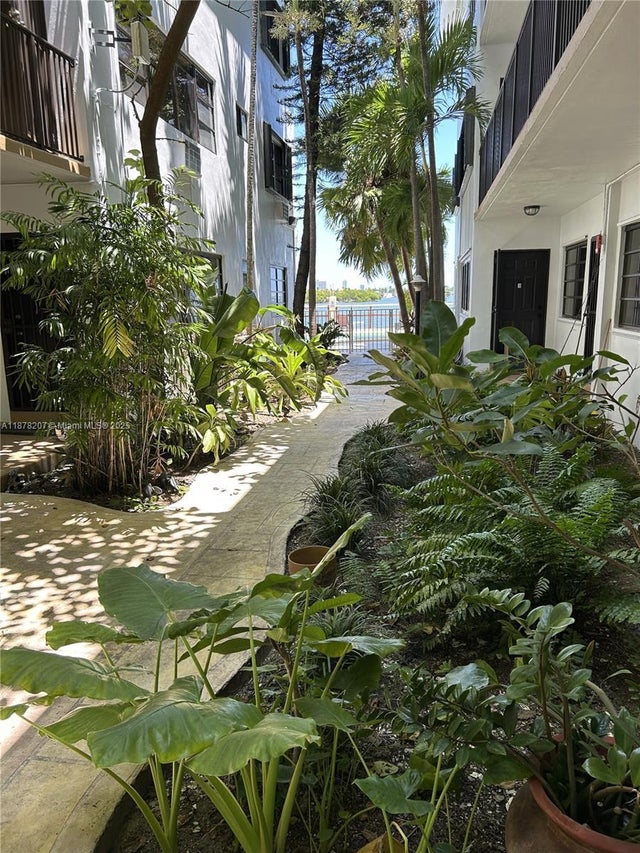 2 of 20 - 7845 Ne Bayshore Ct 20, Miami, FL