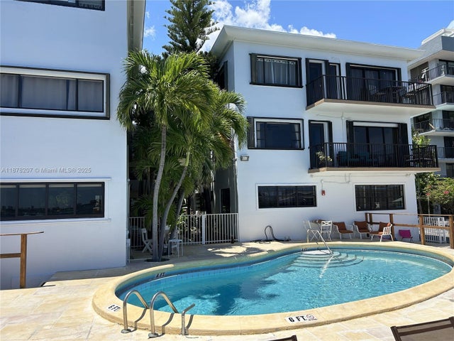 3 of 20 - 7845 Ne Bayshore Ct 20, Miami, FL