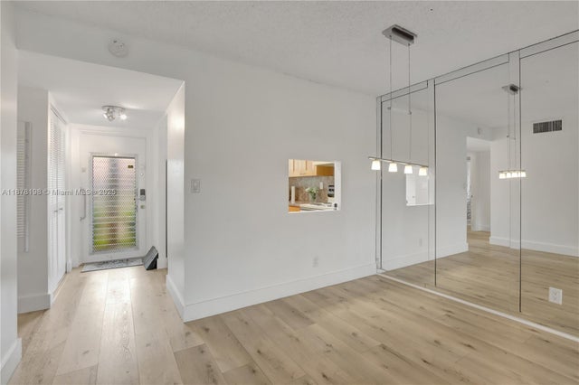 3 of 13 - 9041 Sunrise Lakes Blvd 106, Sunrise, FL