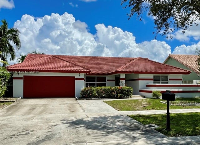 1 of 42 - 1101 Nw 162nd Ave, Pembroke Pines, FL