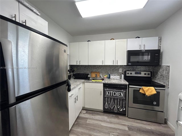 4 of 26 - 11301 Sw 200th St 306-a, Miami, FL