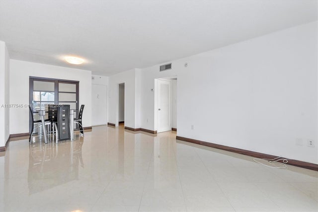 3 of 23 - 400 Kings Point Dr 1425, Sunny Isles Beach, FL