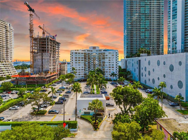 3 of 88 - 3301 Ne 5th Ave 110, Miami, FL