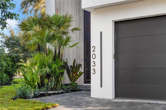 3 of 70 - 2033 Ne 22nd St, Wilton Manors, FL