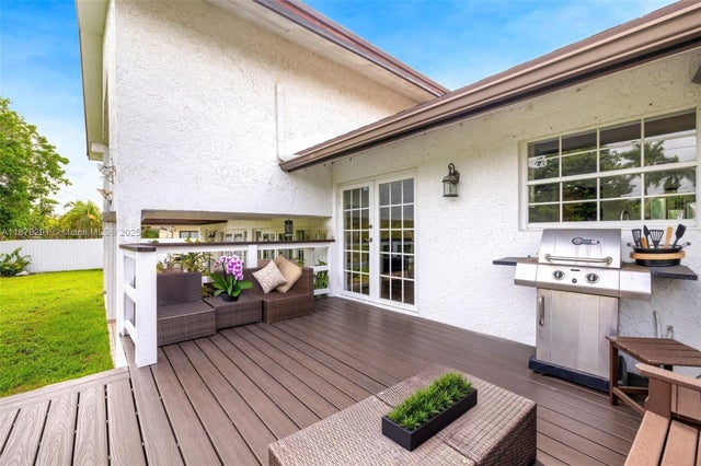 2 of 45 - 16530 Royal Poinciana Ct, Weston, FL