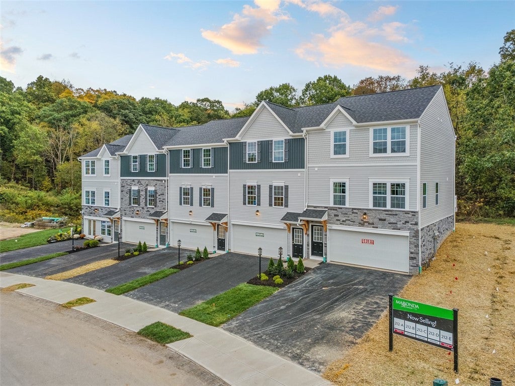 2006 Canterbury Drive, Imperial